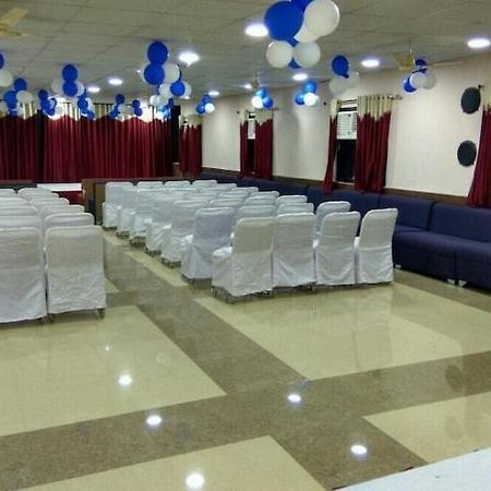 Hotel Sukh Sagar Gwalior Dış mekan fotoğraf