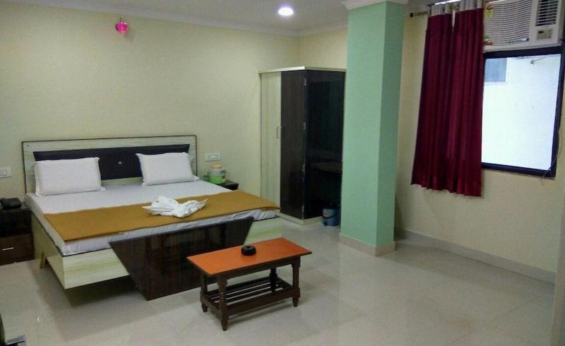 Hotel Sukh Sagar Gwalior Dış mekan fotoğraf